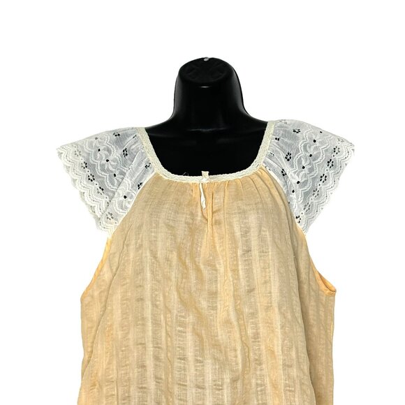 Vintage ILGWU Union Made Peach Nightgown With Lace Cap Sleeves Full Length Ruffl - Picture 8 of 11